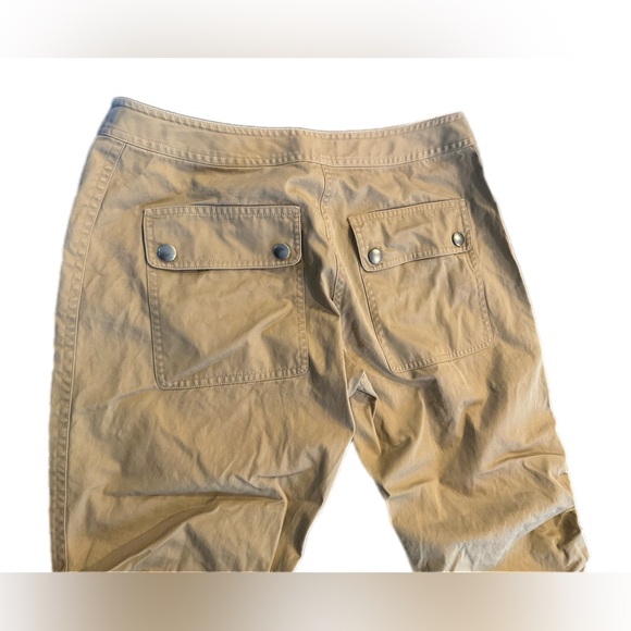 Bebe Capri pants - Picture 4 of 5